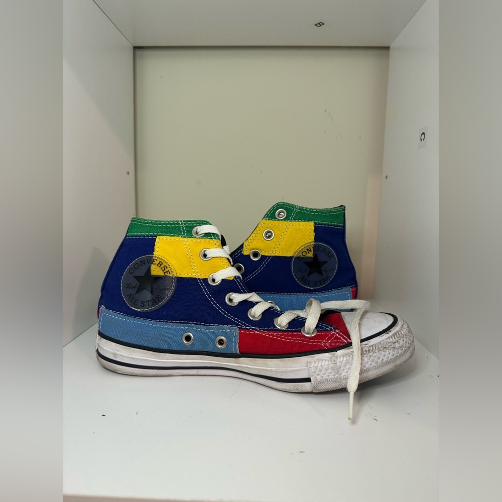 Converse Patchwork High-Top Sneakers Women’s size 7 Men’s size 5 Multicolor